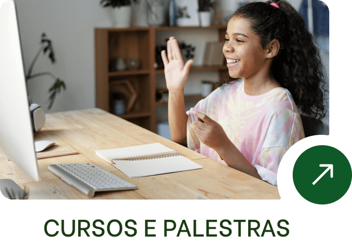 Oferecemos cursos gratuitos e palestras sobre diversos temas, como alfabetização, desenvolvimento pessoal, habilidades profissionais e bem-estar. Profissionais e voluntários compartilham seu conhecimento e experiência para capacitar os participantes.