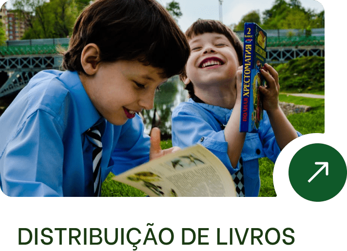 Coletamos doações de livros novos e usados e os distribuímos para bibliotecas comunitárias, escolas, orfanatos e abrigos. Isso incentiva a leitura e proporciona acesso à literatura para aqueles que, de outra forma, não teriam essa mesma oportunidade.